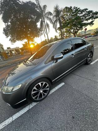HONDA CIVIC 1.8 LXL SE 16V FLEX 4P AUTOMÁTICO HONDA CIVIC 1.8 LXL SE 16V FLEX 4P AUTOMÁTICO